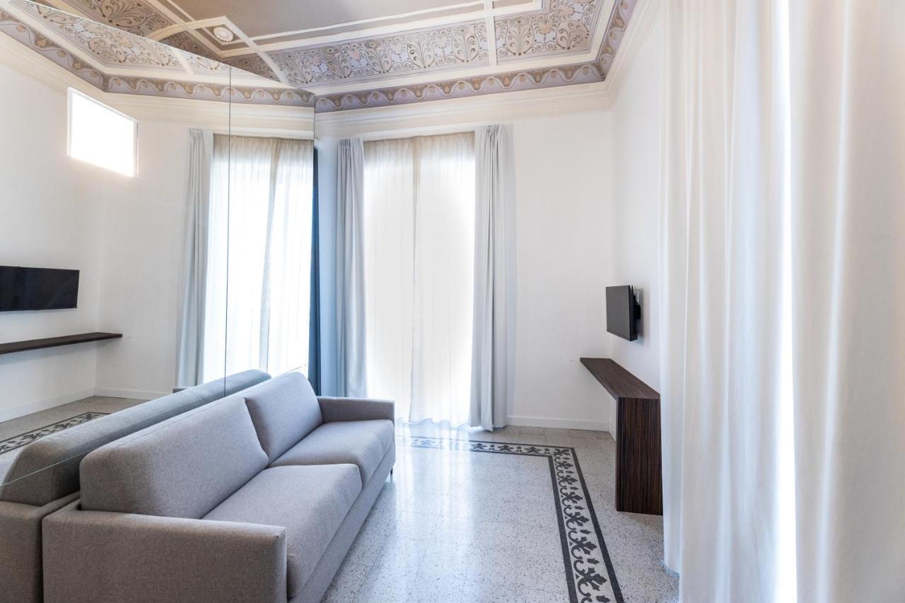Riflessi Acireale Palace Suites Екстер'єр фото