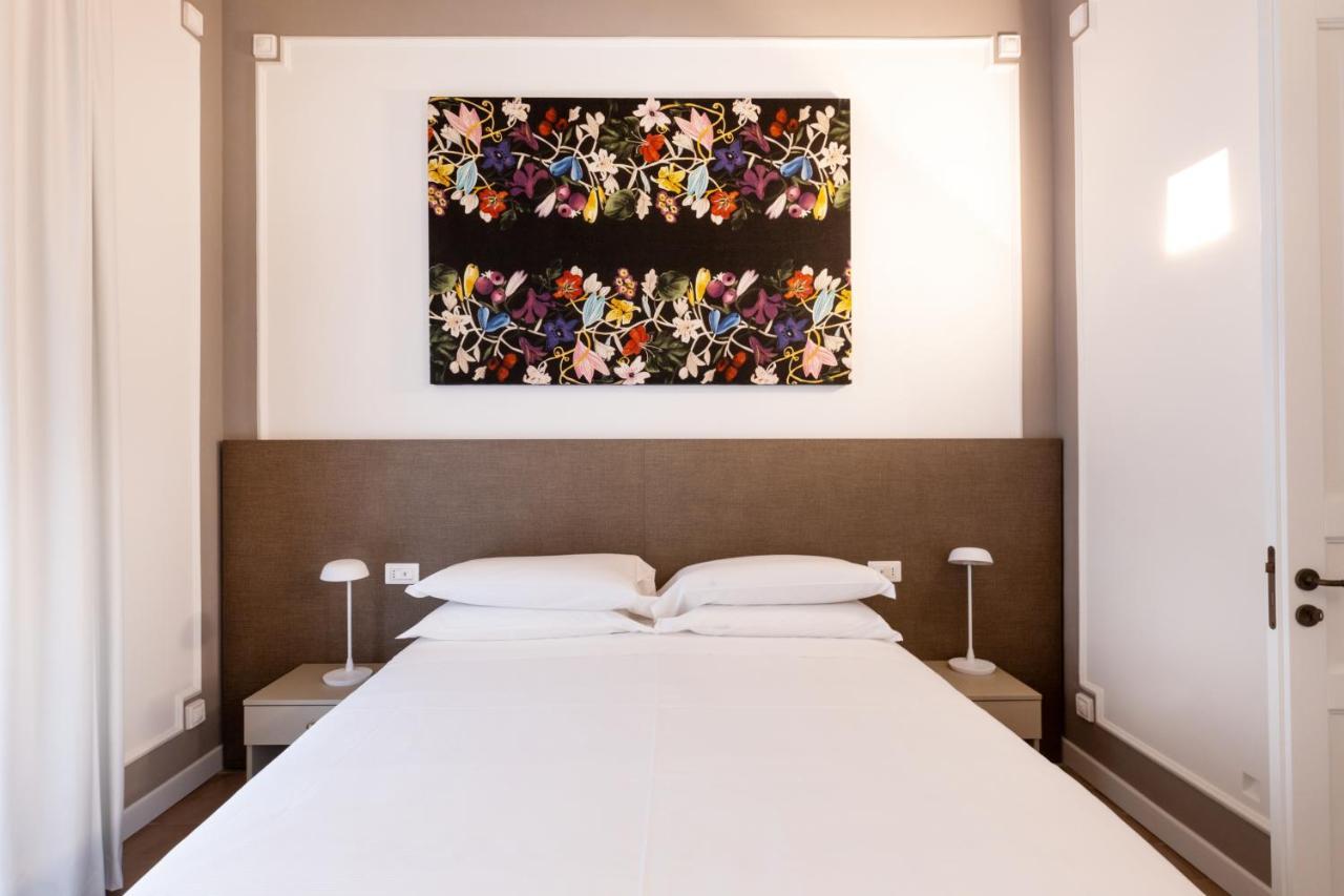 Riflessi Acireale Palace Suites Екстер'єр фото