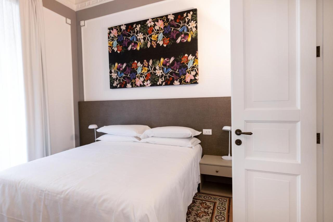 Riflessi Acireale Palace Suites Екстер'єр фото
