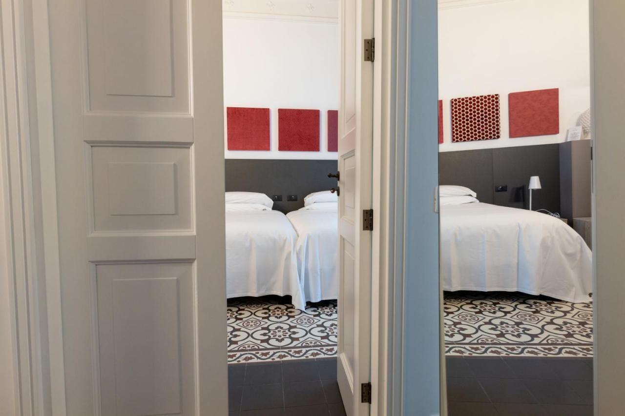 Riflessi Acireale Palace Suites Екстер'єр фото