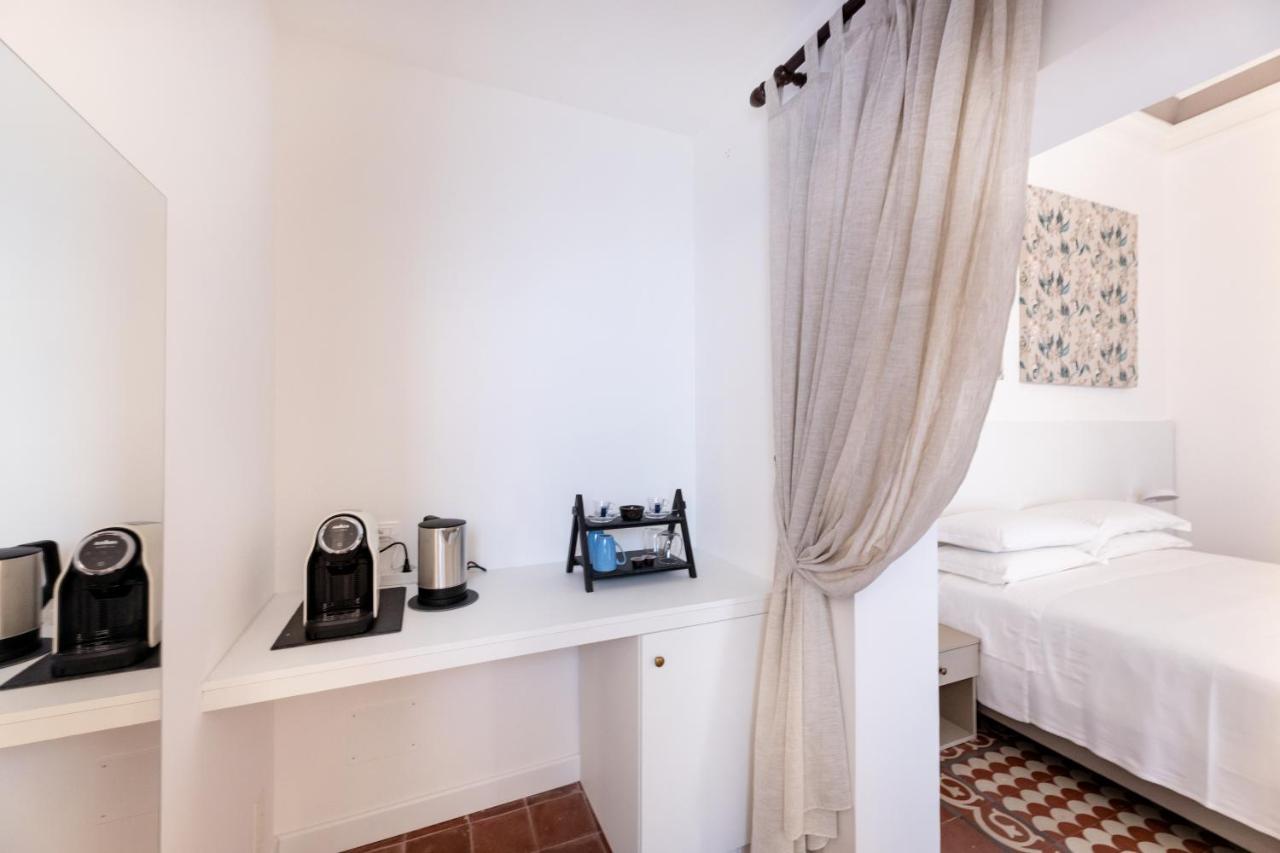 Riflessi Acireale Palace Suites Екстер'єр фото